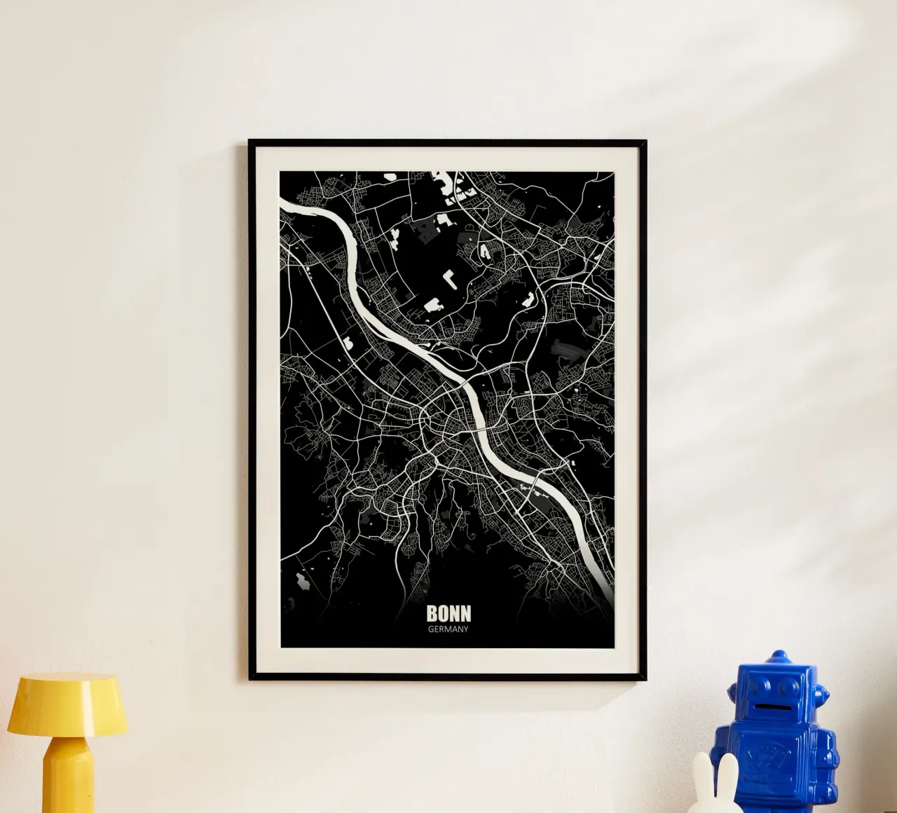 Bonn Germania Mappa scura poster con telaio in alluminio da Christopher Adams