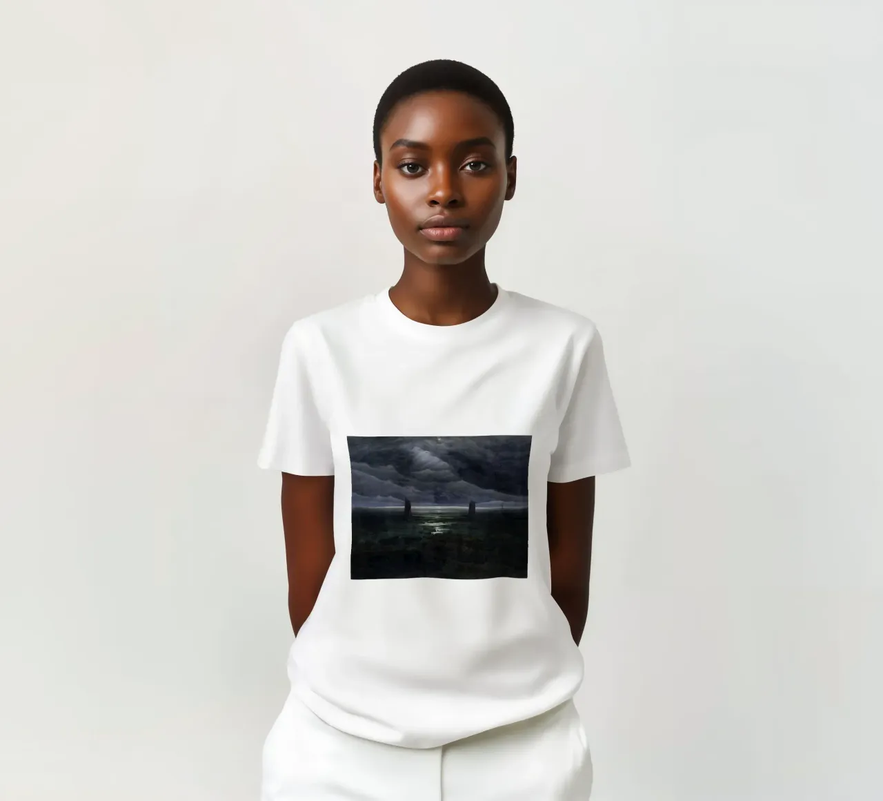 Caspar David Friedrich - Riva del mare al chiaro di luna t-shirt da Timeless Artworks