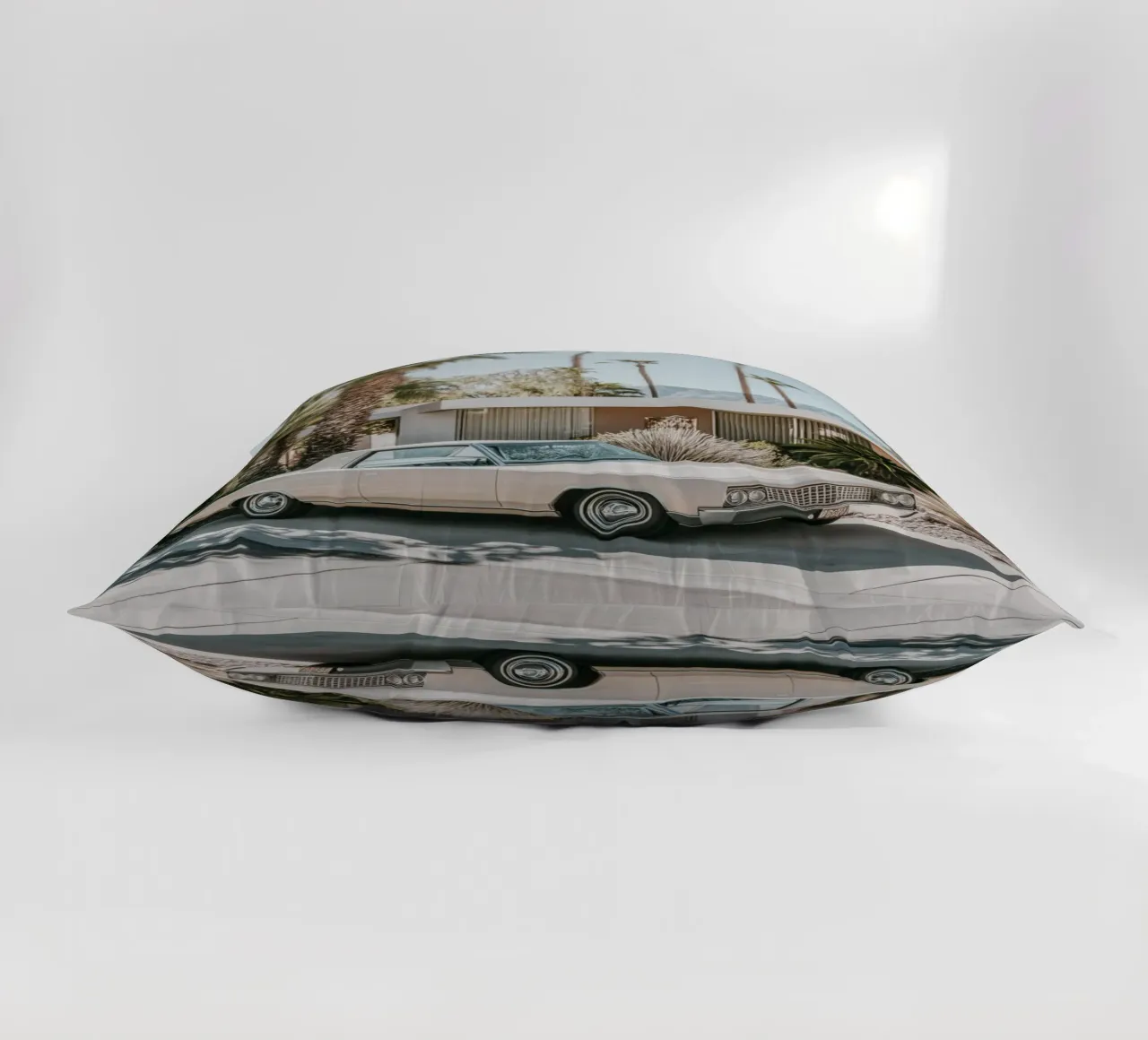 Palm Springs nostalgic architecture decorative cushion by Carinaprint