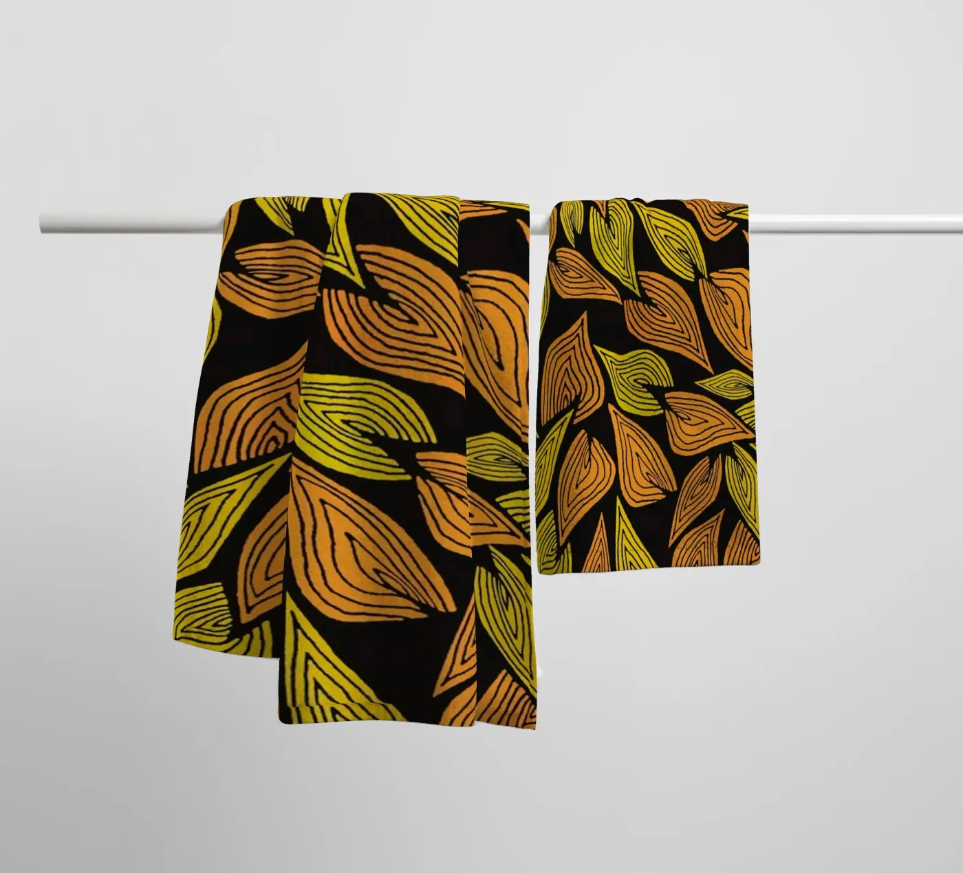 Spring Wind badhanddoek van Pom Graphic Design
