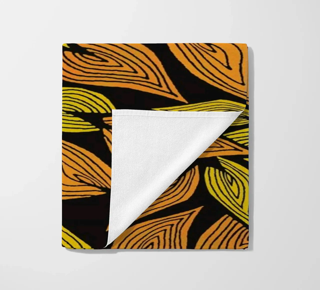 Spring Wind Strandtuch von Pom Graphic Design