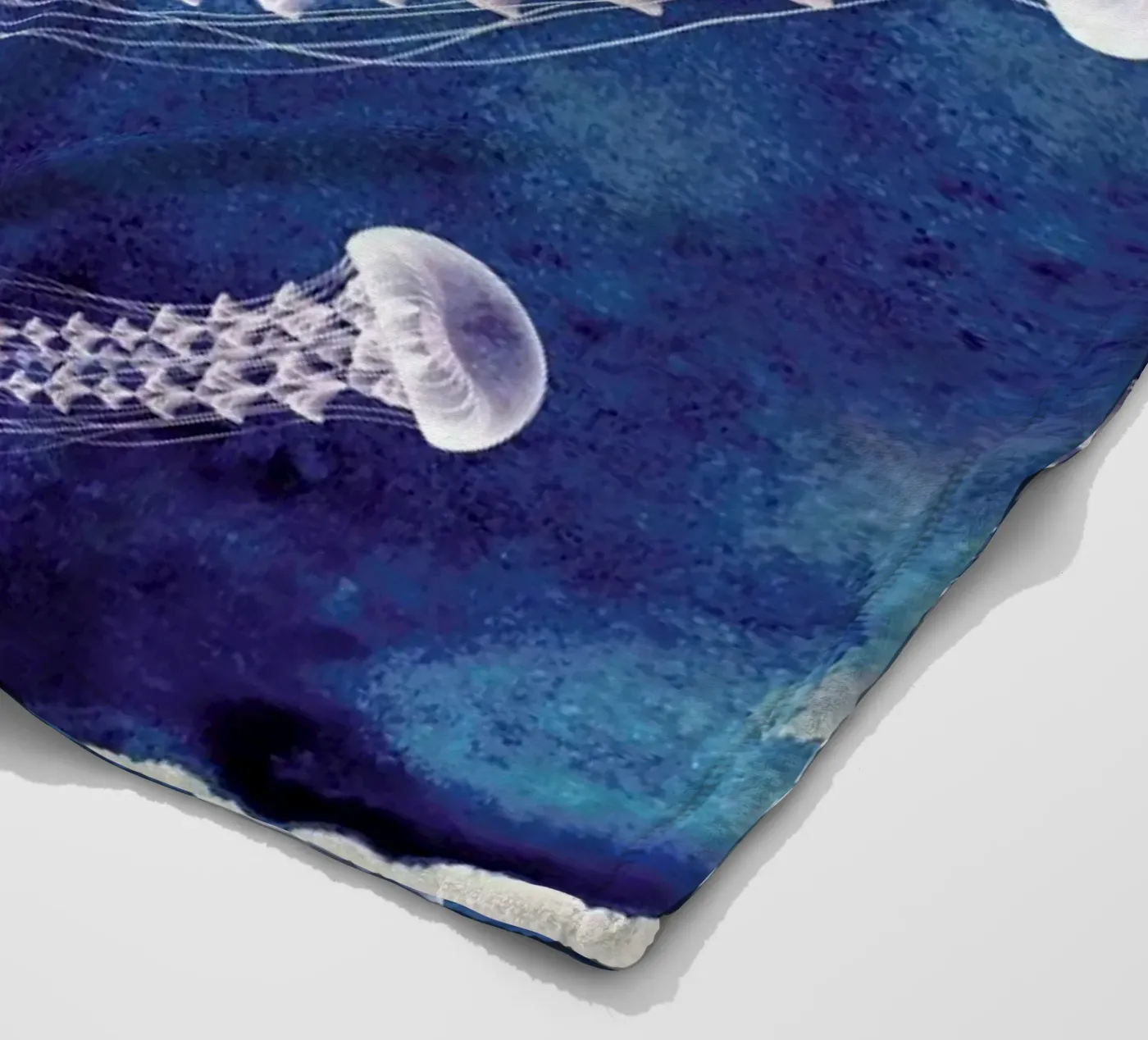 Jellyfish Fleecedecke von Mie Frey Damgaard