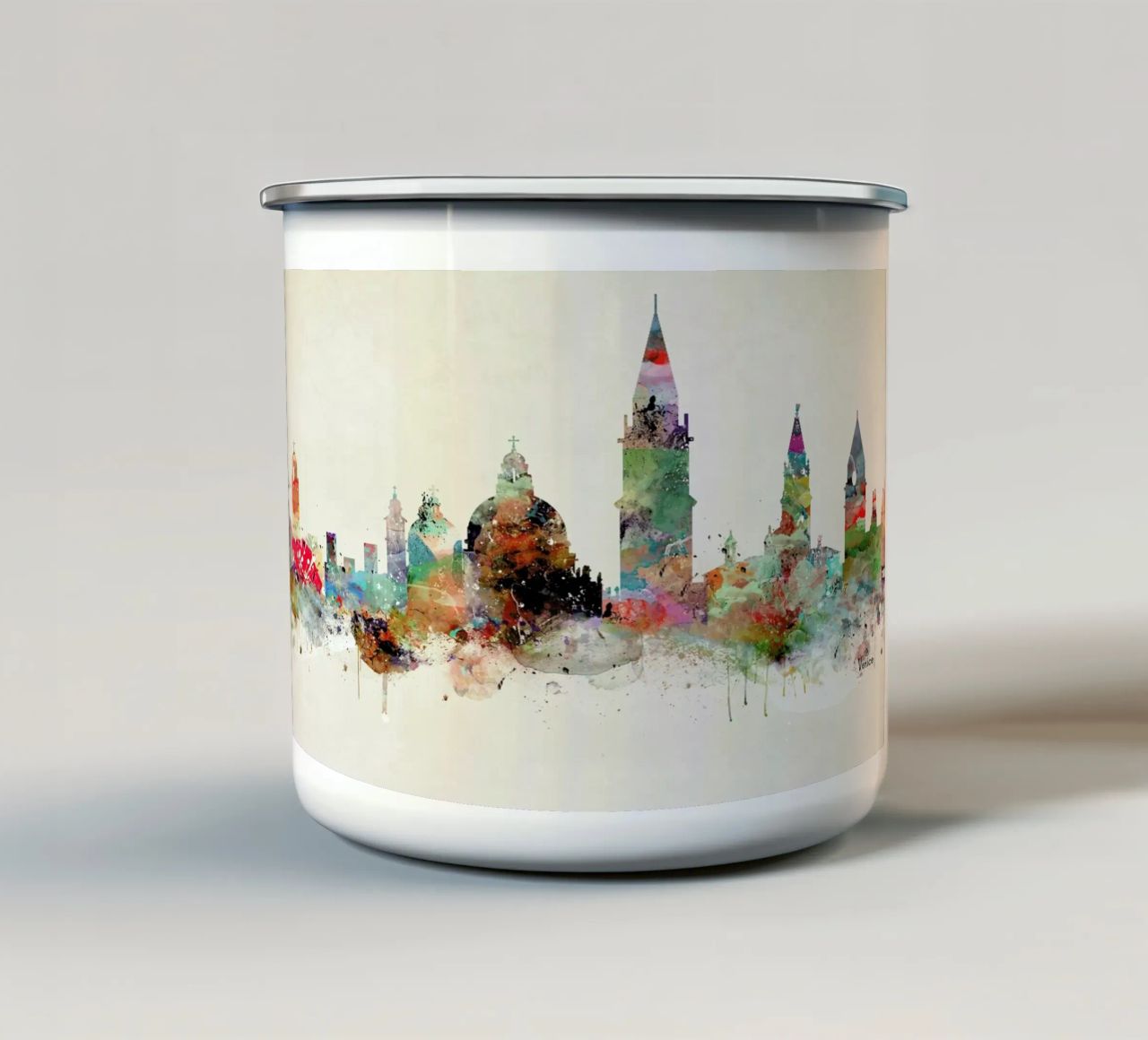 Venice tazza in smalto da Brian Buckley