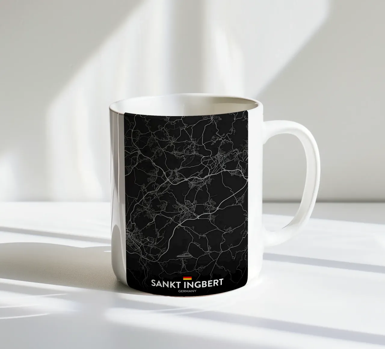 Sankt Ingbert DE tazza in ceramica da Christopher Adams