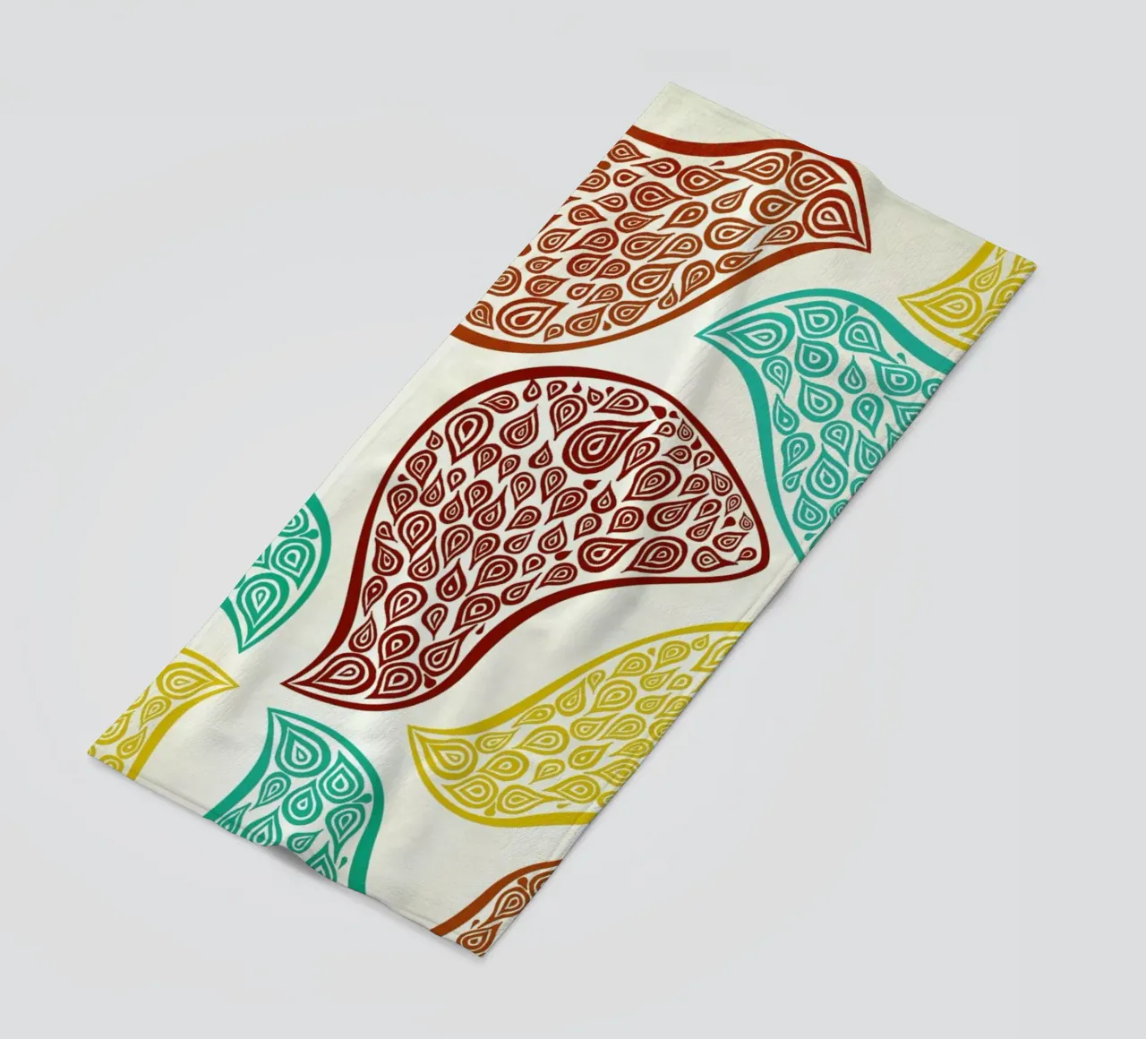Birds In Disguise telo mare da Pom Graphic Design