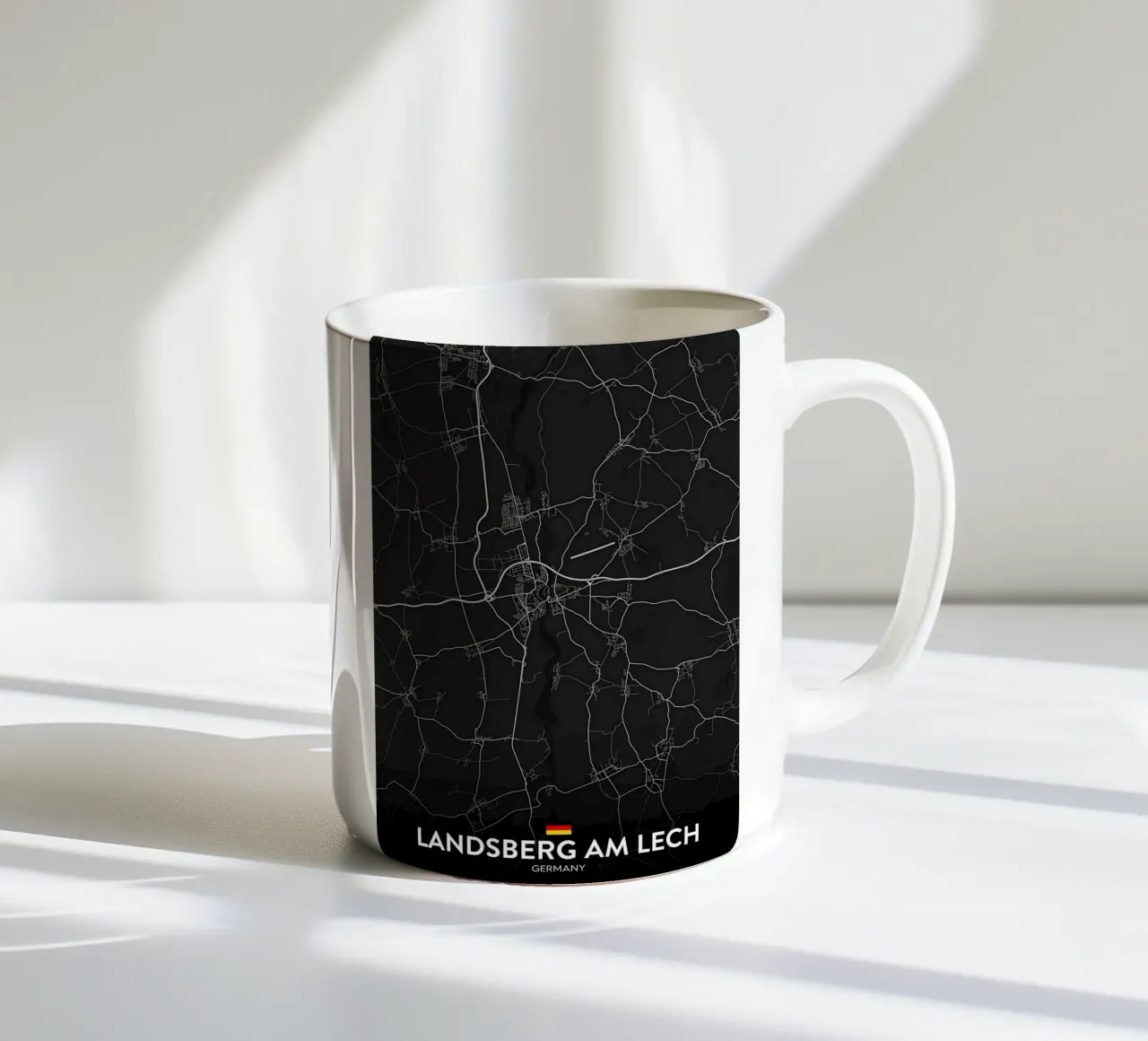 mappa tazza in ceramica da Christopher Adams