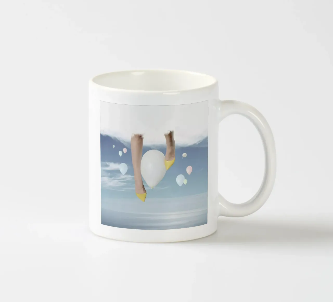Cotton Candy Skies tazza in ceramica da George Griefy