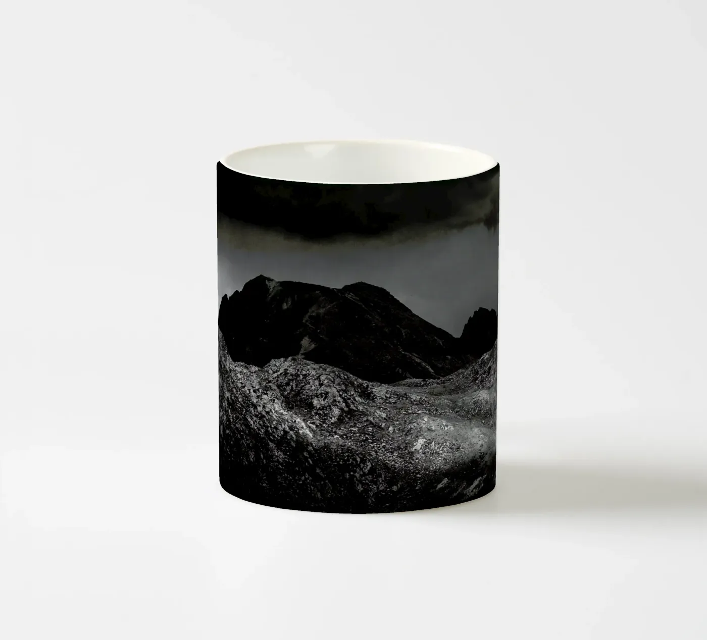 Rays ceramic mug by Dustin Janko