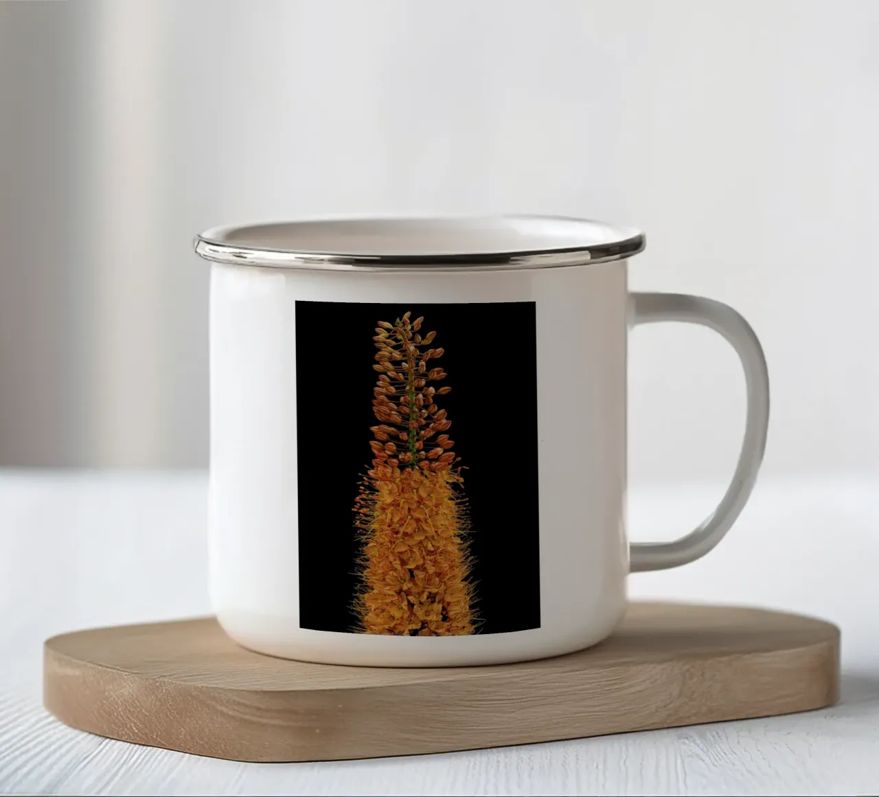 Flower tazza in smalto da Curious Collections by Marielle Leenders