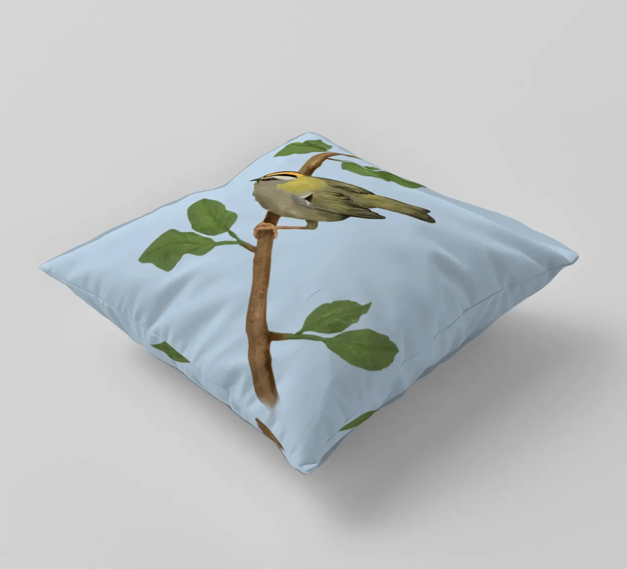 Disegno digitale di firecrest comune cuscino da BwiseLizzy