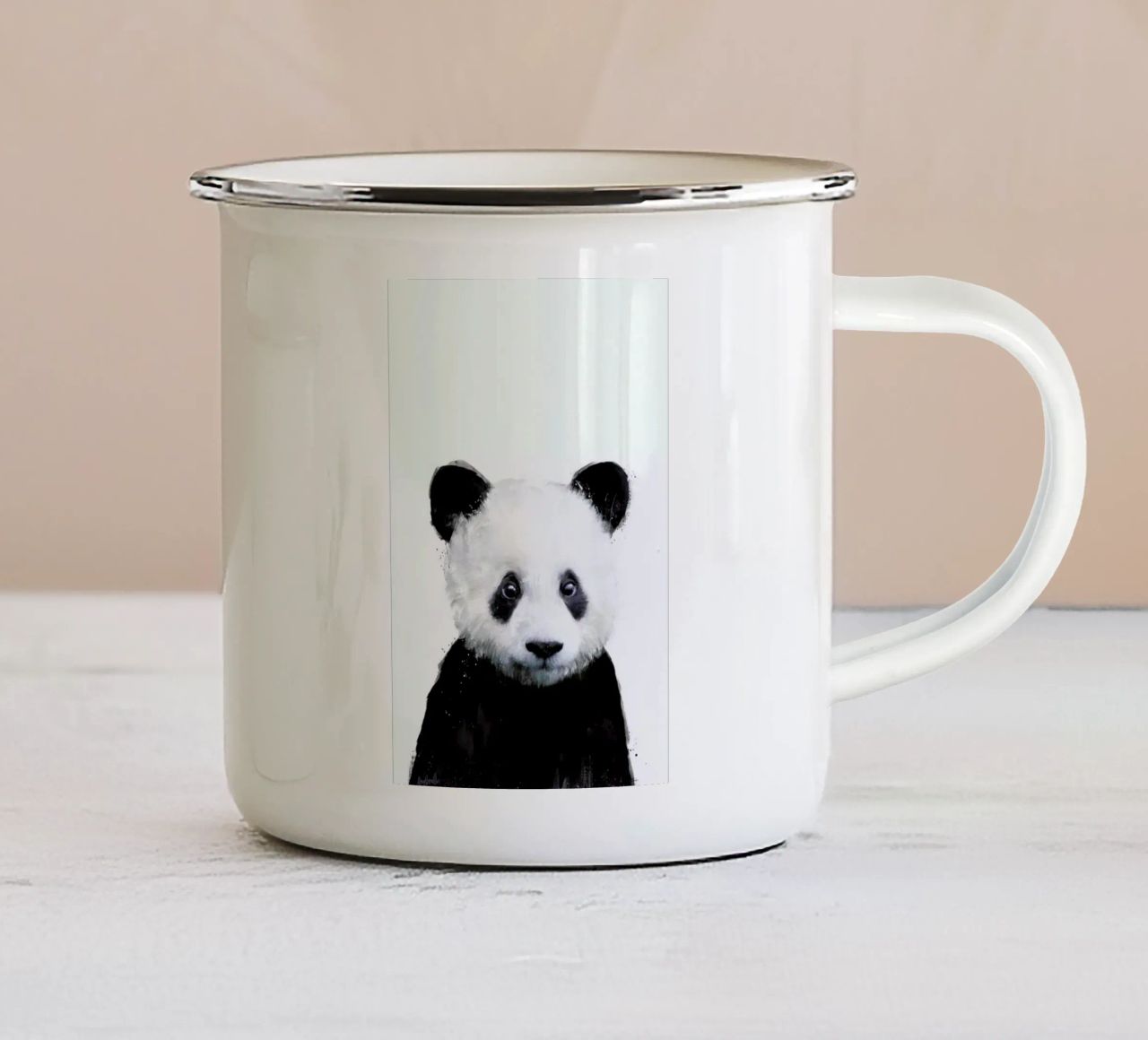 Little Panda tazza in smalto da Amy Hamilton