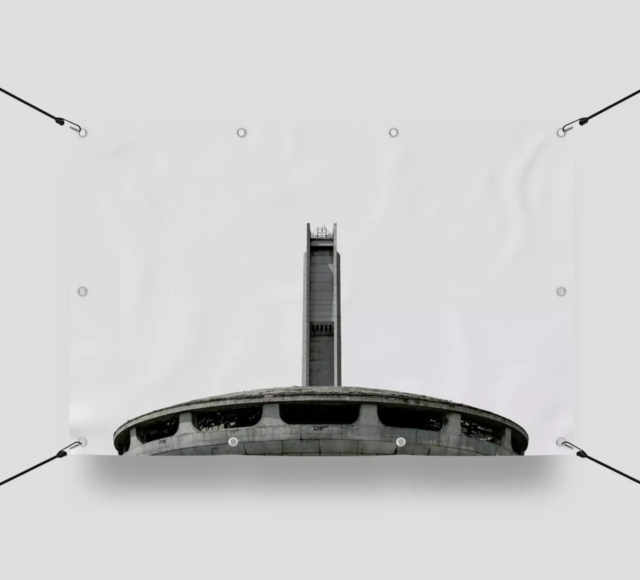 Buzludzha UFO telo in pvc da Marc Schulthess
