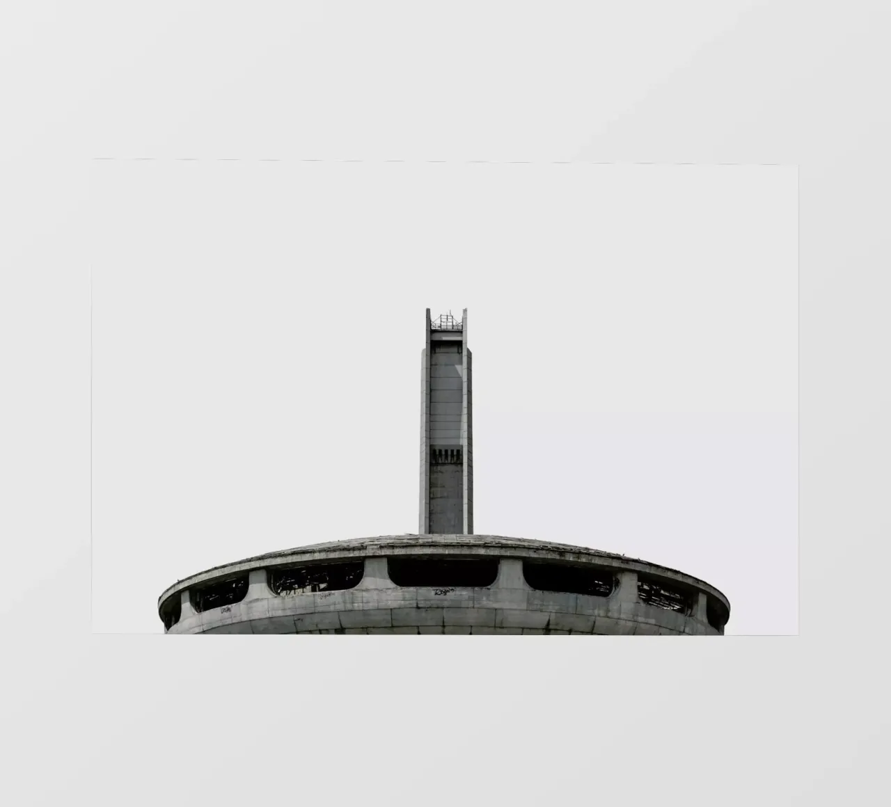 Buzludzha UFO telo in pvc da Marc Schulthess