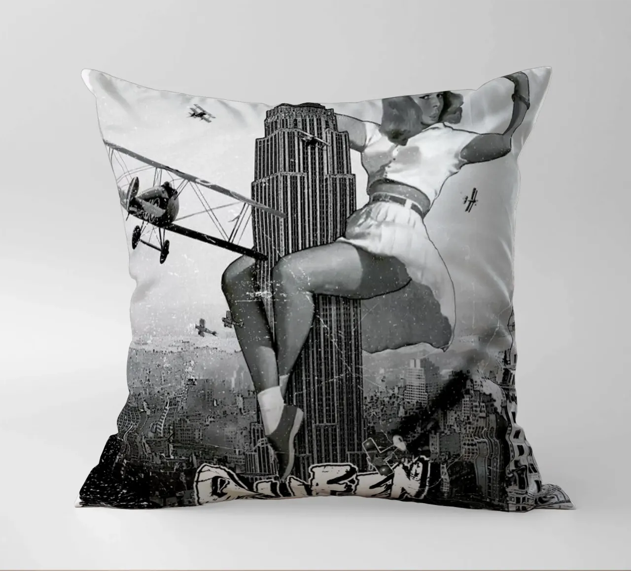 Queen Kong 2 cuscino da Olivier Marchand