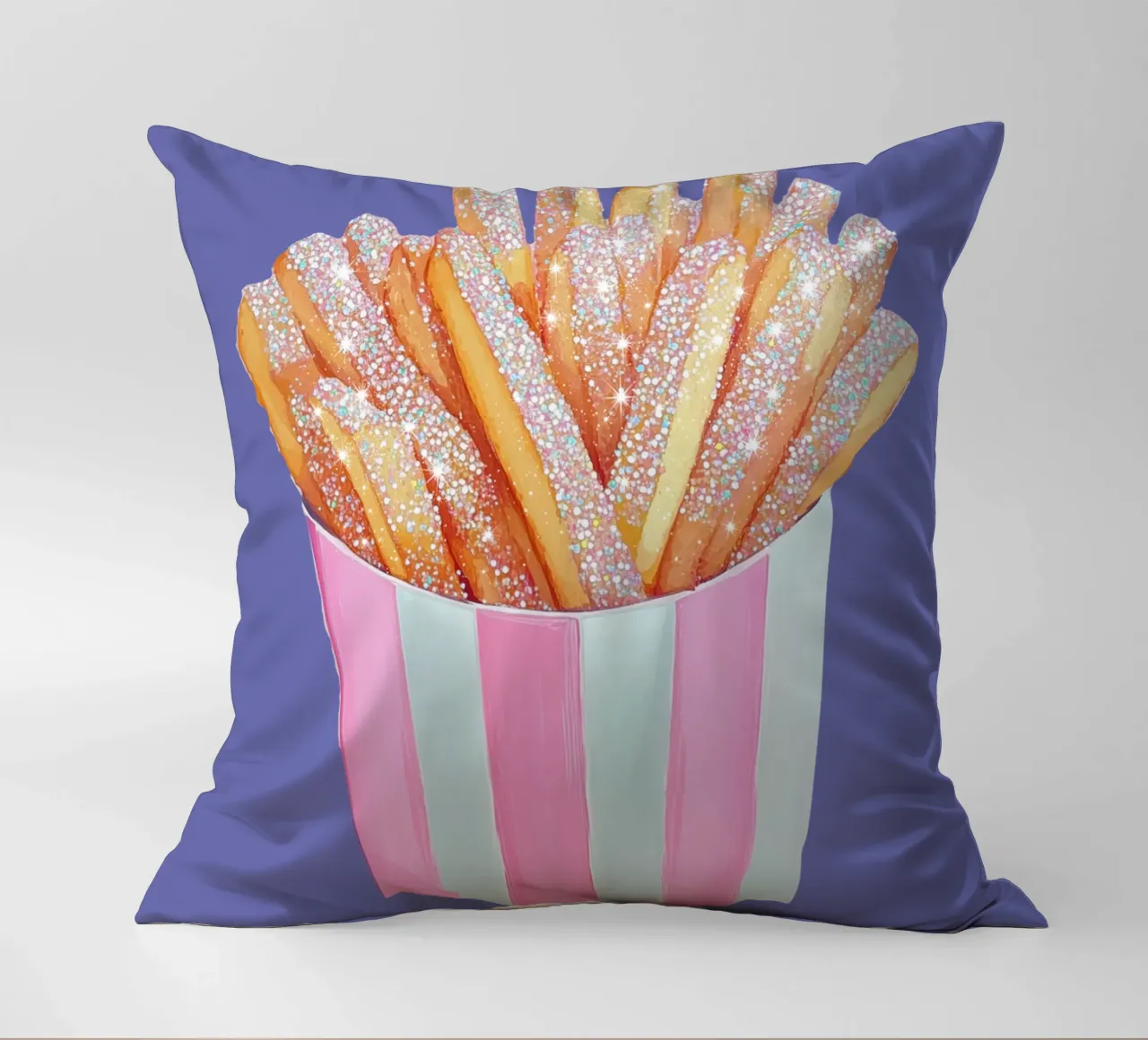Patatine fritte scintillanti in tazza a righe rosa cuscino da Melloi Art Print