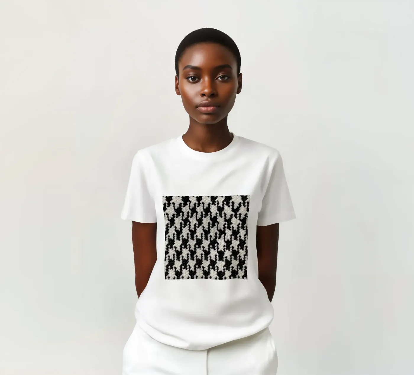 Houndstooth Pattern t-shirt da Curious Collections by Marielle Leenders