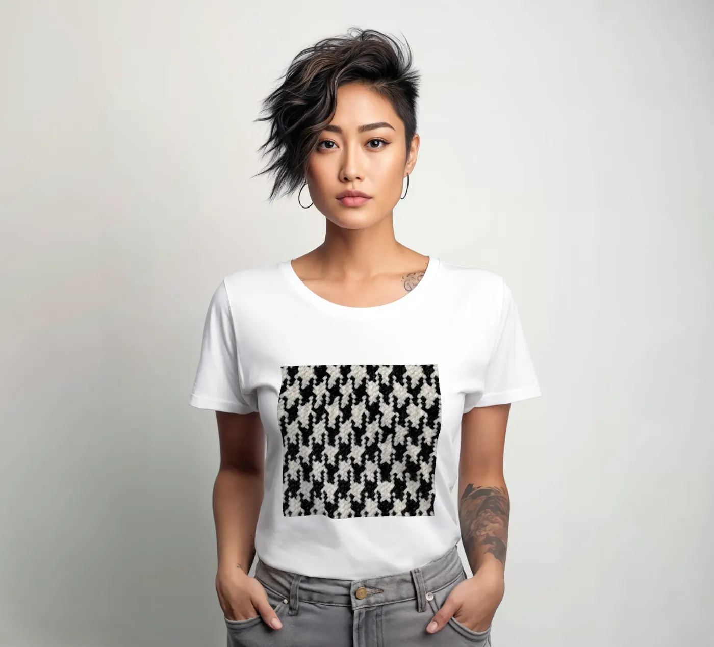 Houndstooth Pattern t-shirt da donna da Curious Collections by Marielle Leenders