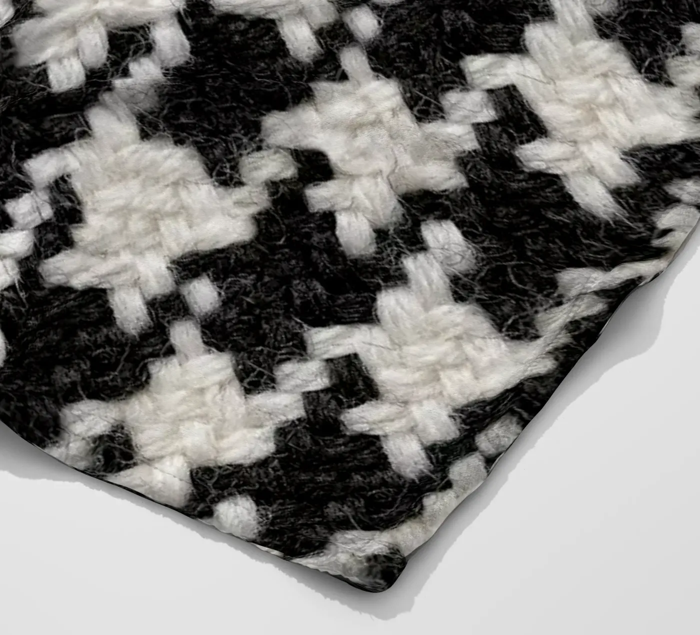 Houndstooth Pattern coperta in pile da Curious Collections by Marielle Leenders
