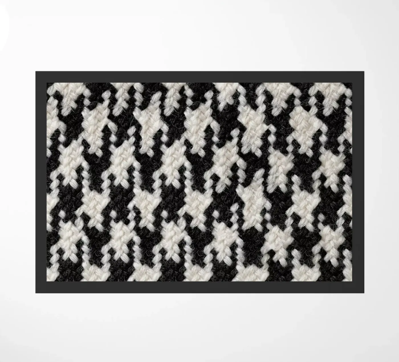 Houndstooth Pattern Fußmatte von Curious Collections by Marielle Leenders