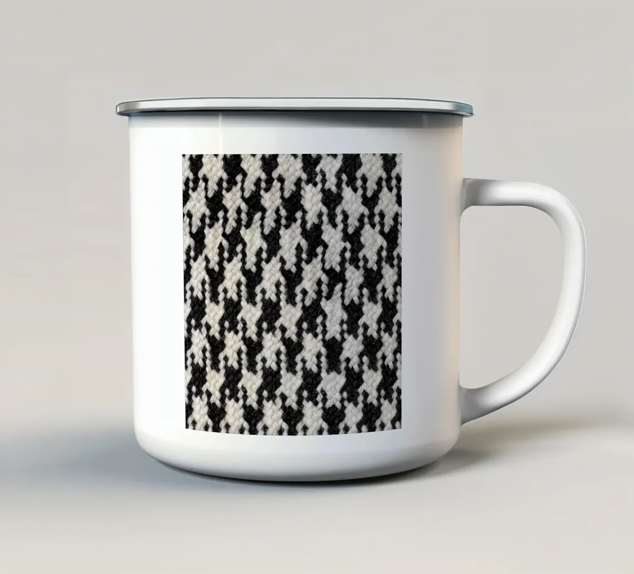 Houndstooth Pattern mug en émail de Curious Collections by Marielle Leenders