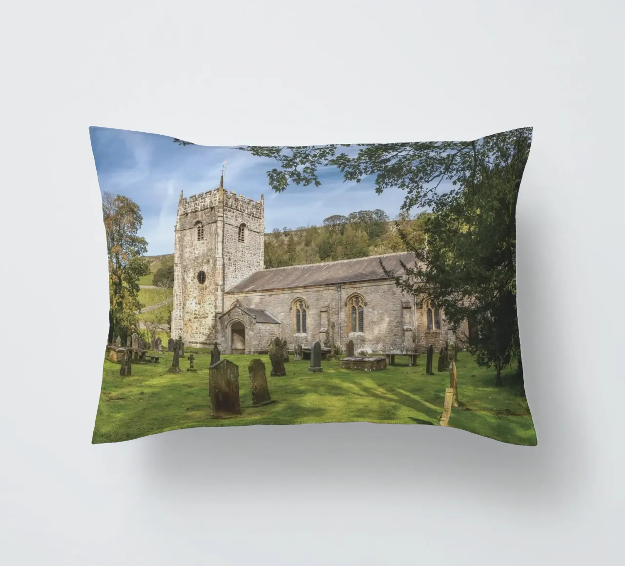 St Oswald's Church Arncliffe cuscino da Dave Hare Photography