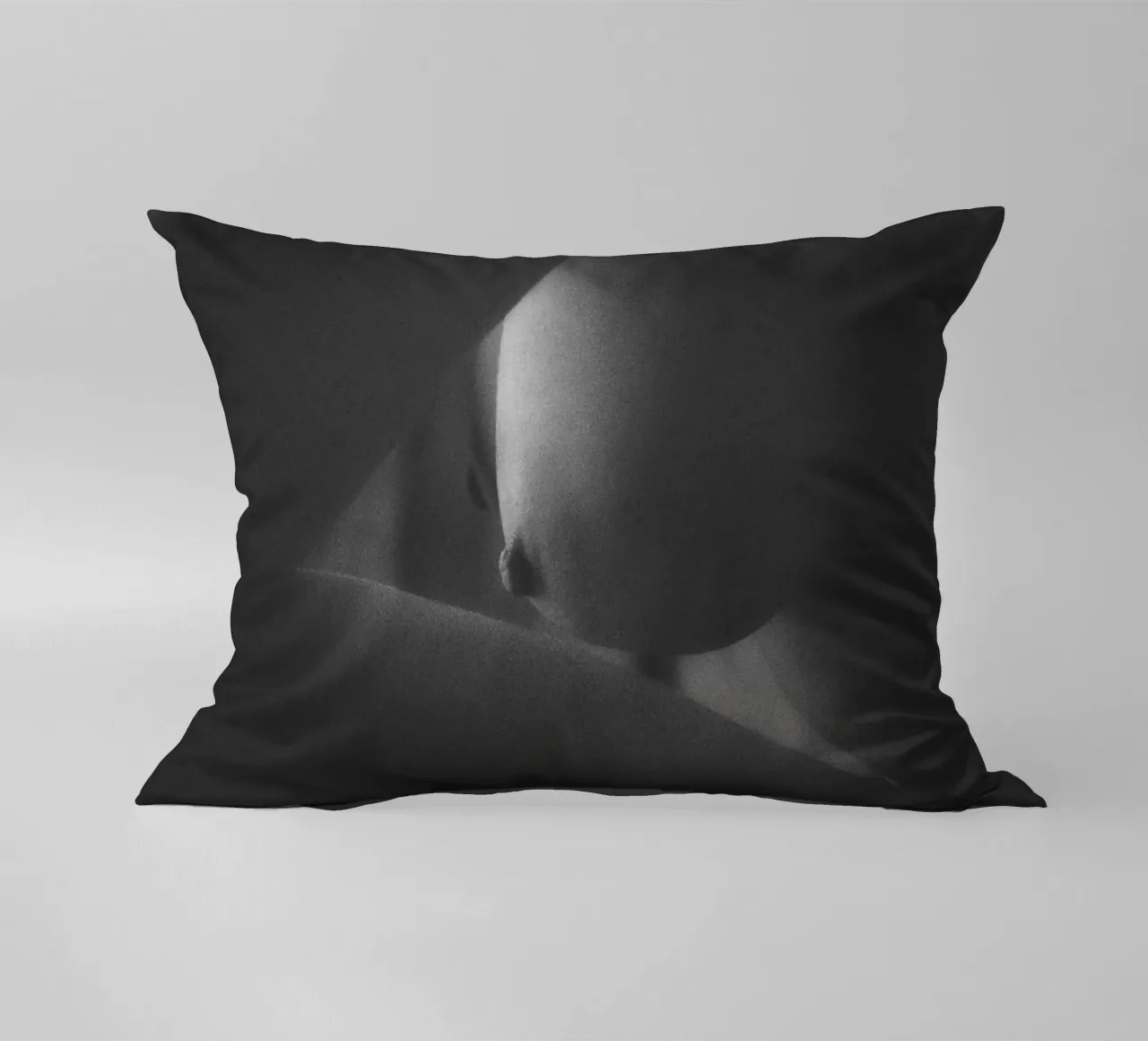 Kristin Torso cuscino da Dave Hare Photography