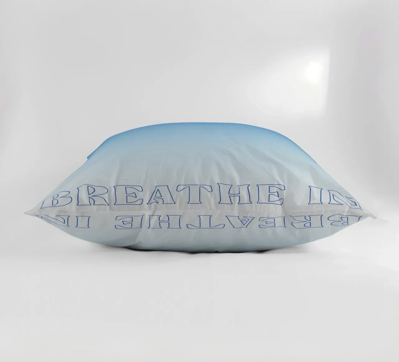 Breathe In (No 02) cuscino da treechild