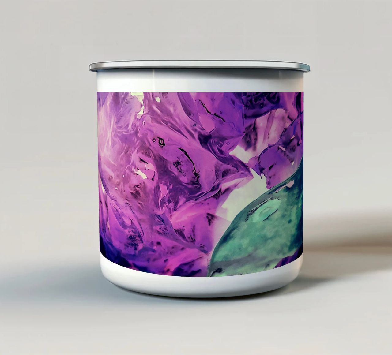 Verde e viola tazza in smalto da Massimo Frascogna