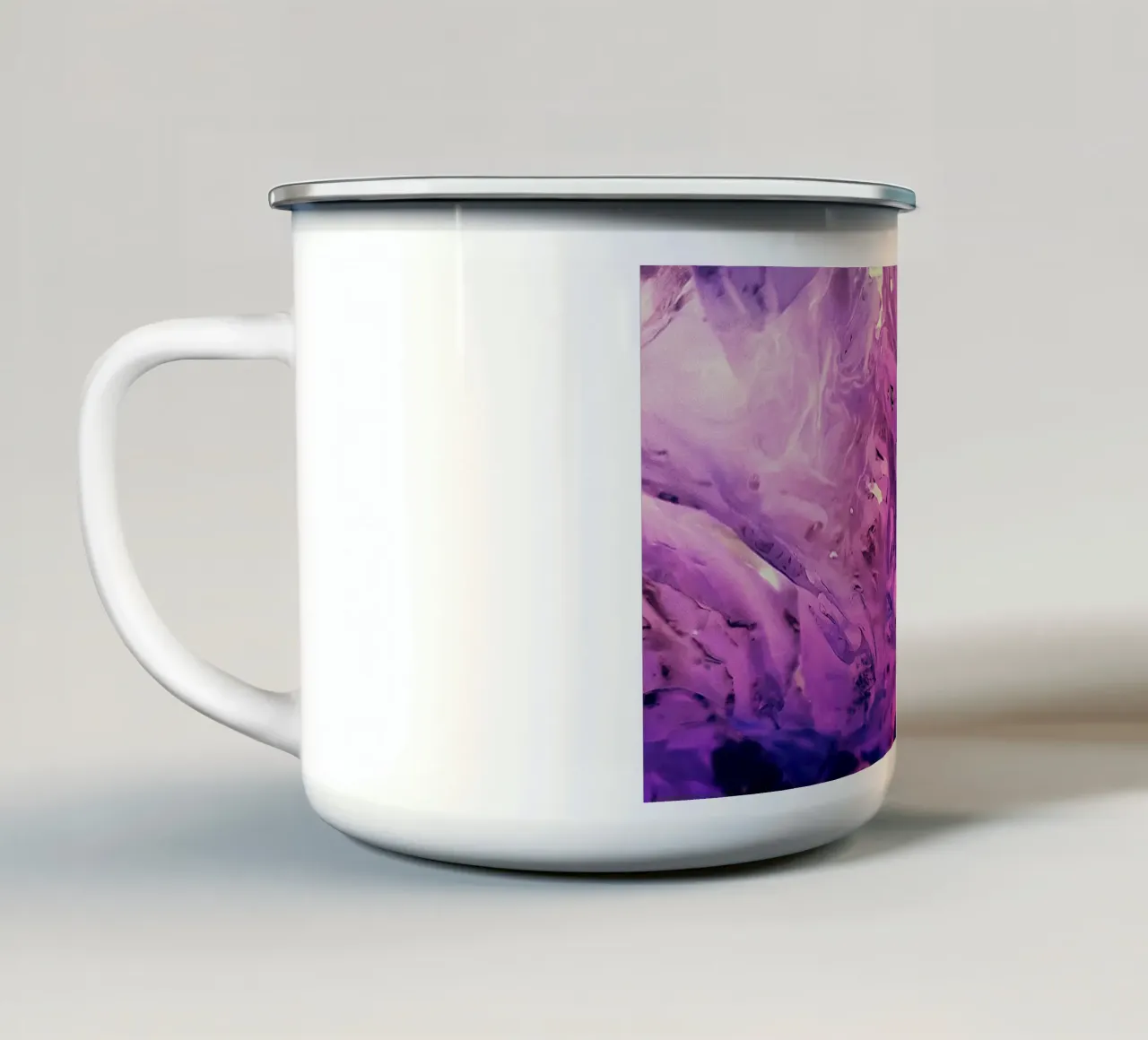 Verde e viola tazza in smalto da Massimo Frascogna