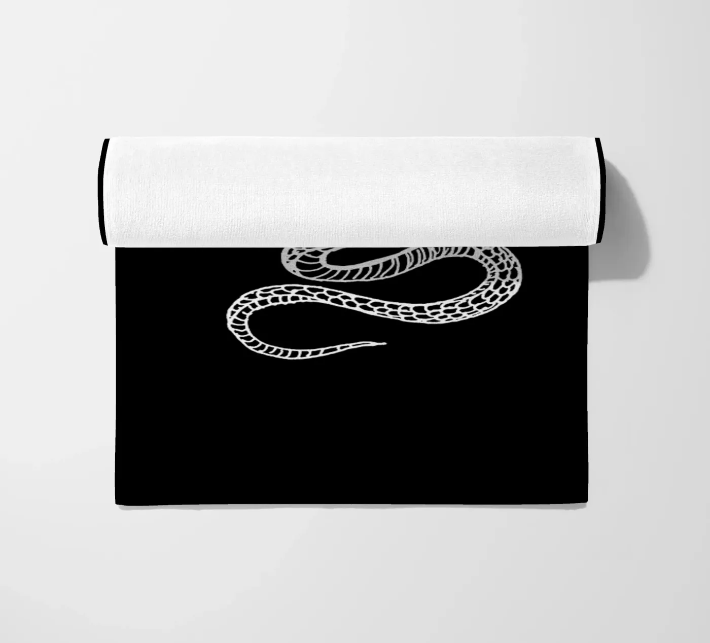 Snake Black telo mare da Daniela Roessler