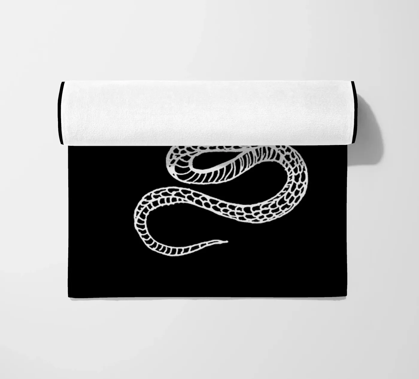 Snake Black telo mare da Daniela Roessler
