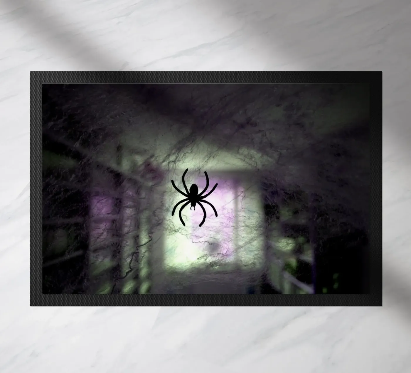 The spider Fußmatte von Massimo Frascogna