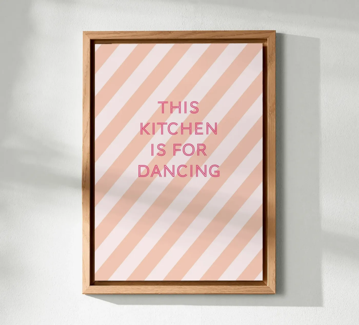 „This Kitchen is for Dancing“ pannello forex da Poster Print Studio