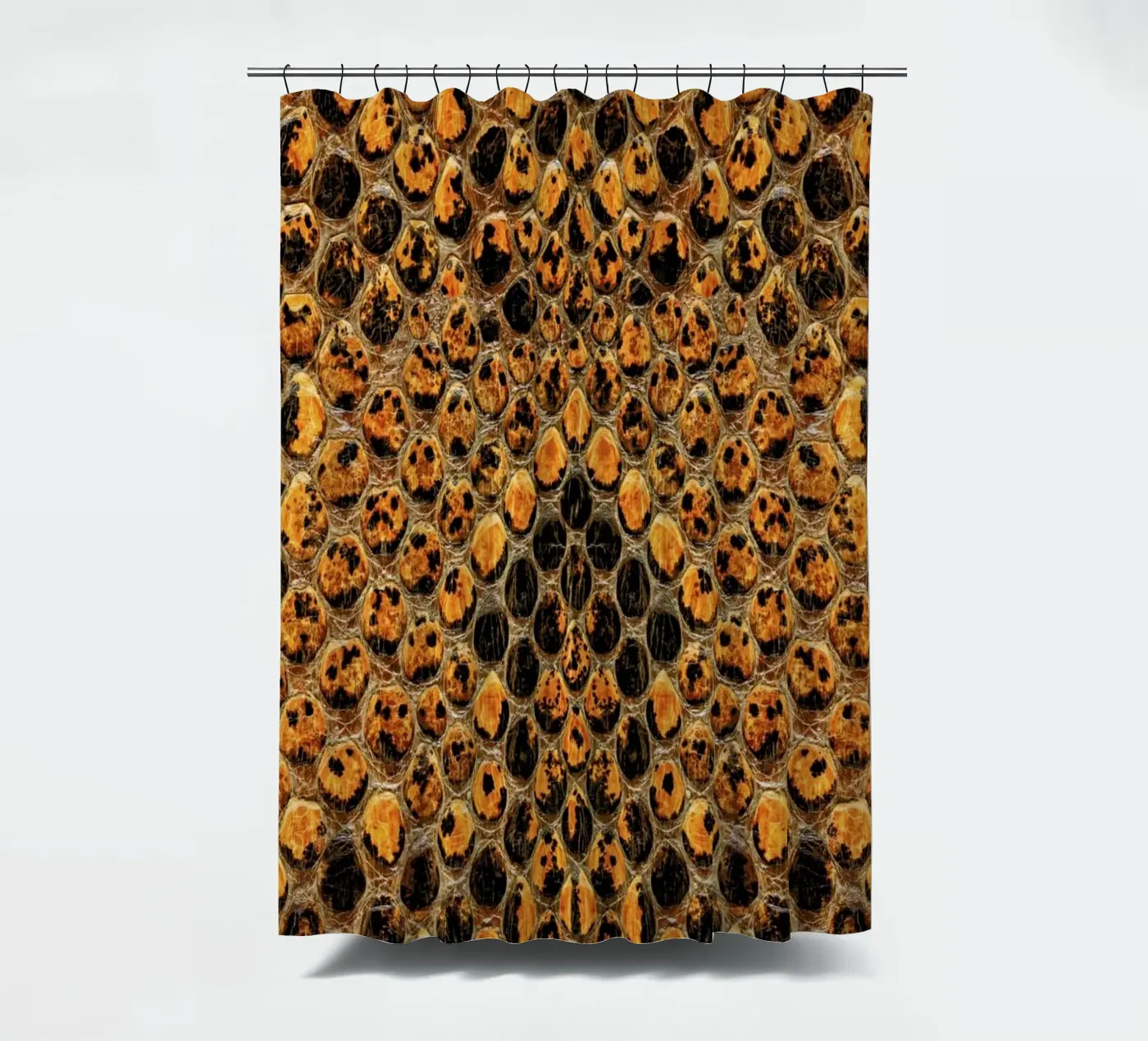 Snake Pattern douchegordijn van Curious Collections by Marielle Leenders