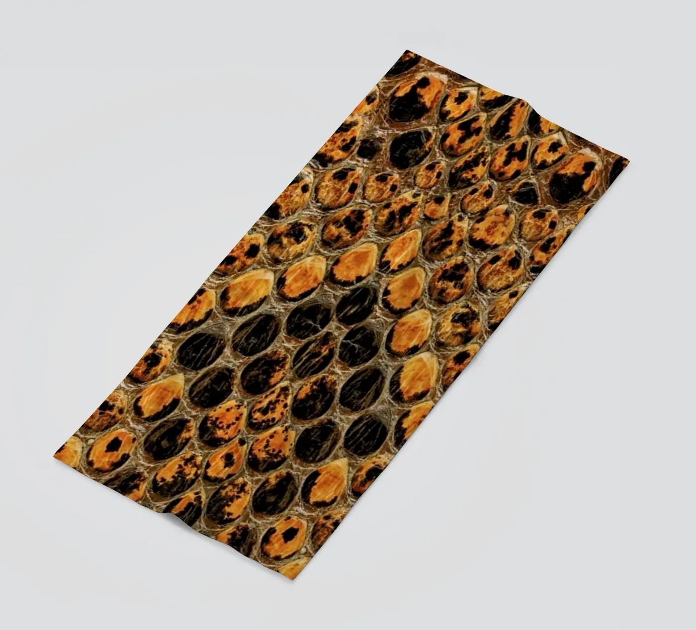 Snake Pattern strandhanddoek van Curious Collections by Marielle Leenders
