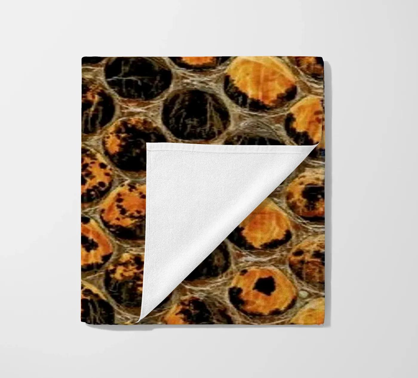 Snake Pattern strandhanddoek van Curious Collections by Marielle Leenders