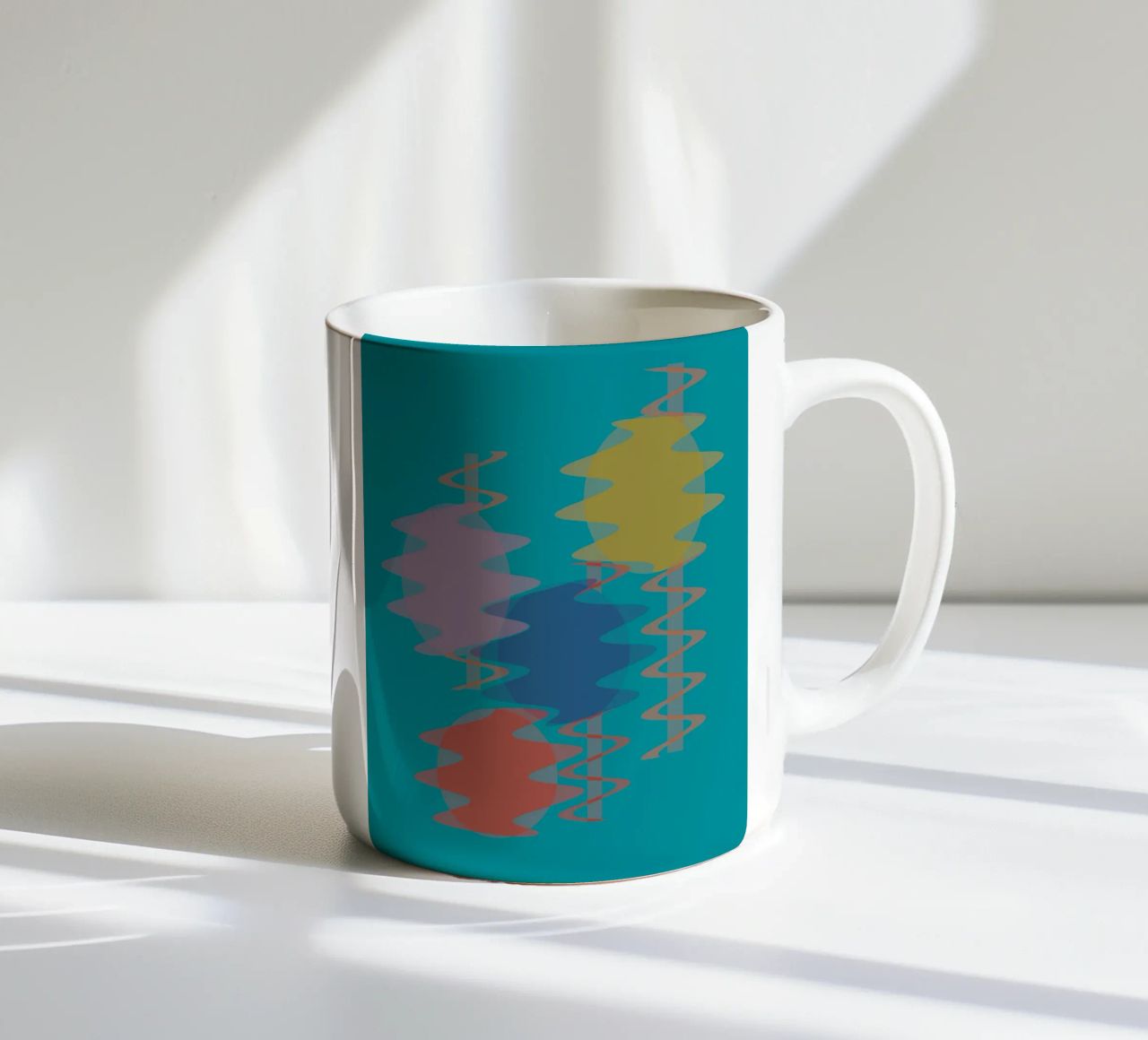 Forme geometriche astratte e colorate tazza in ceramica da Something for you