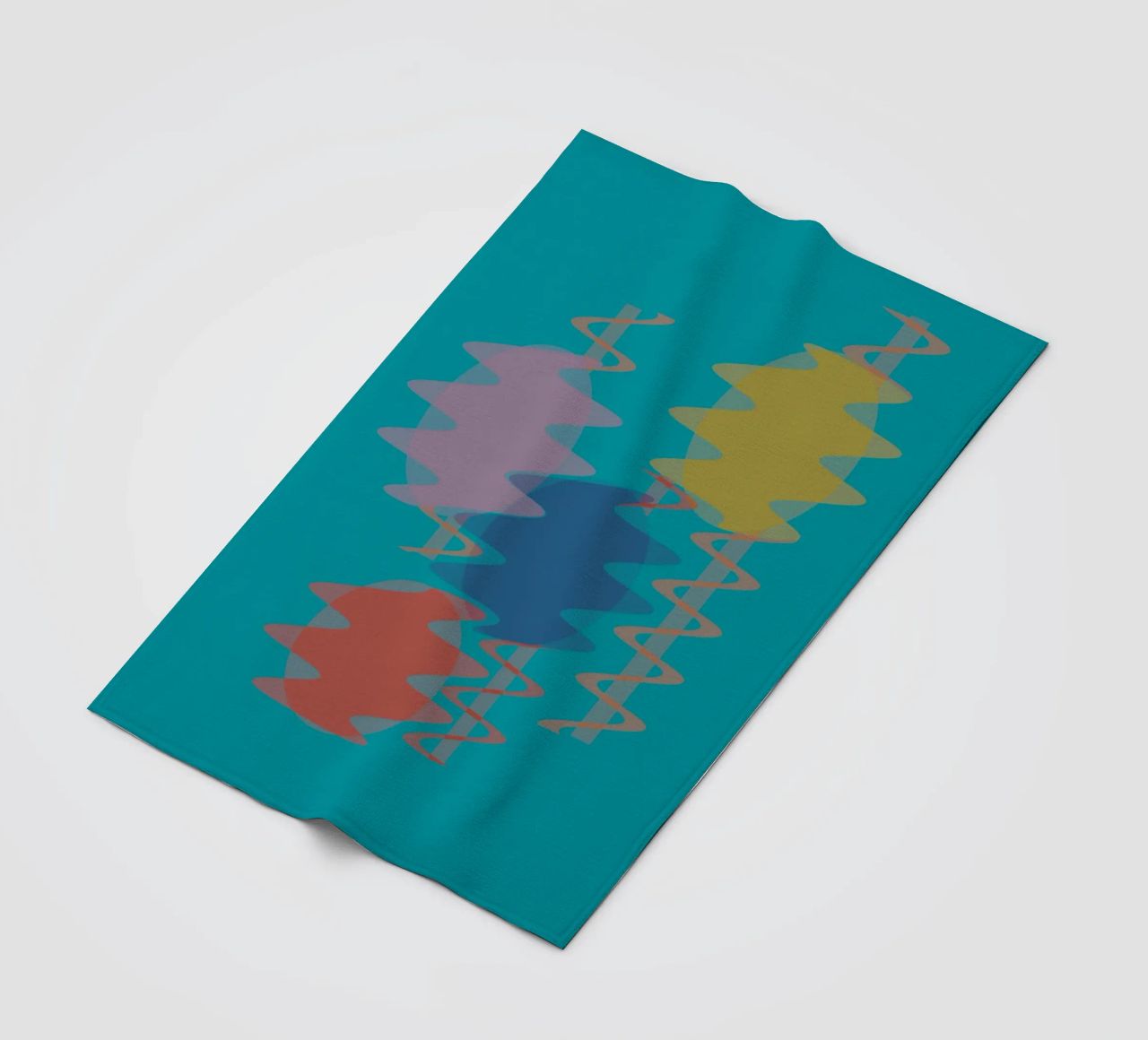 Forme geometriche astratte e colorate coperta in pile da Something for you