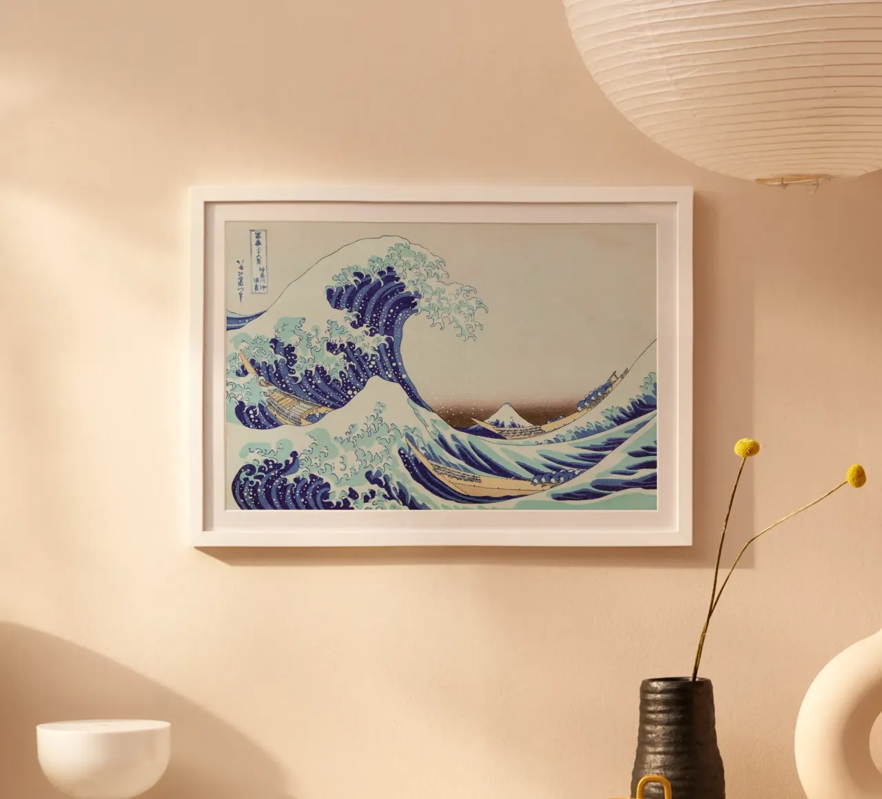Grande onda al largo di Kanagawa - Katsushika Hokusai poster con telaio in legno da Second Canvas