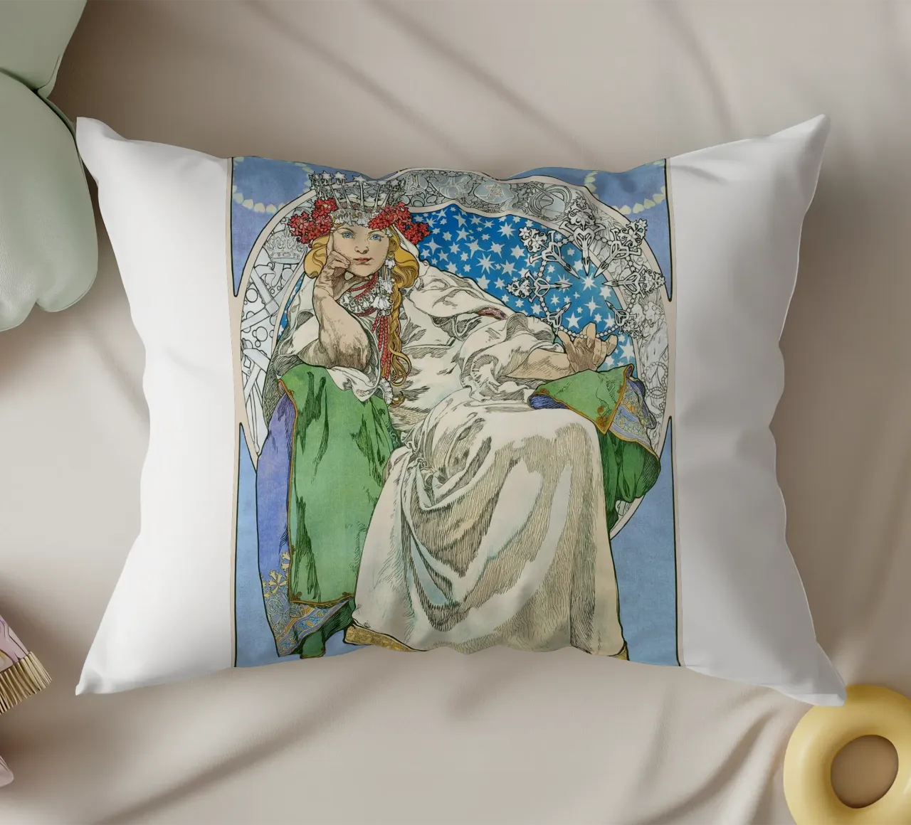 Alphonse Mucha - Principessa Giacinto cuscino da Timeless Artworks