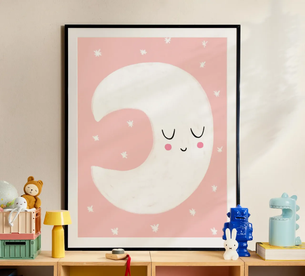 Kleiner rosa Mond poster con telaio in legno da BAINAI KIDS