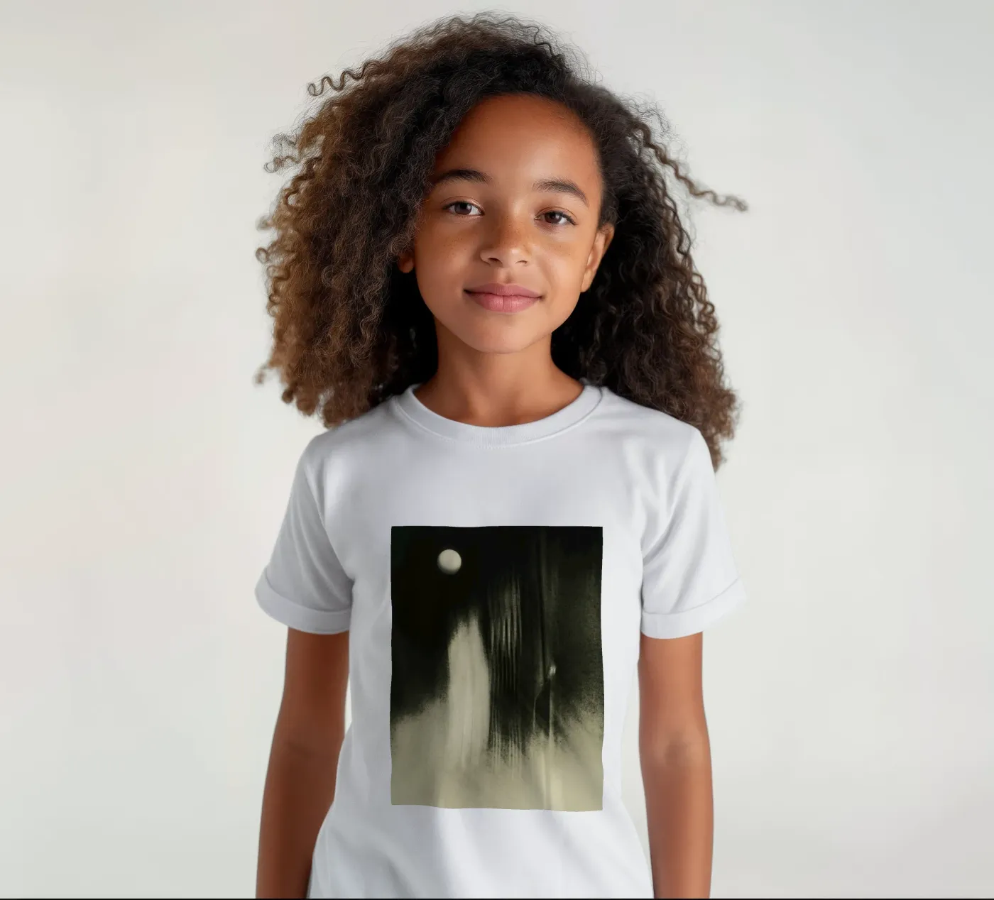 Moon t-shirt bambini da LisaArtes