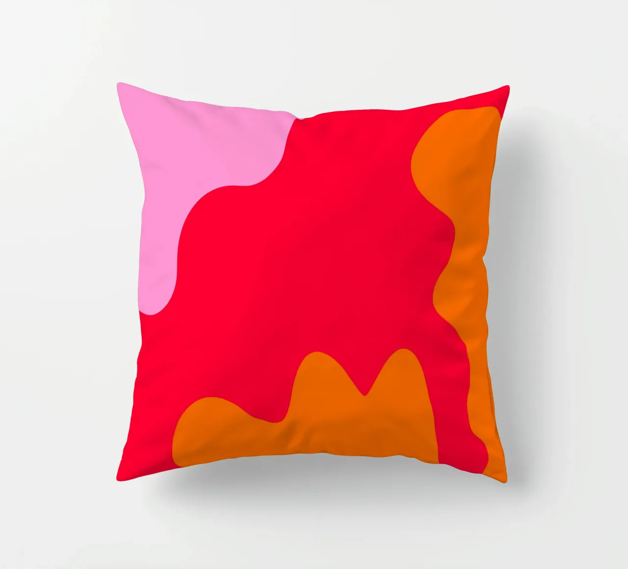 Forme di color blocking rosa, rosso, arancione cuscino da Wackapacka
