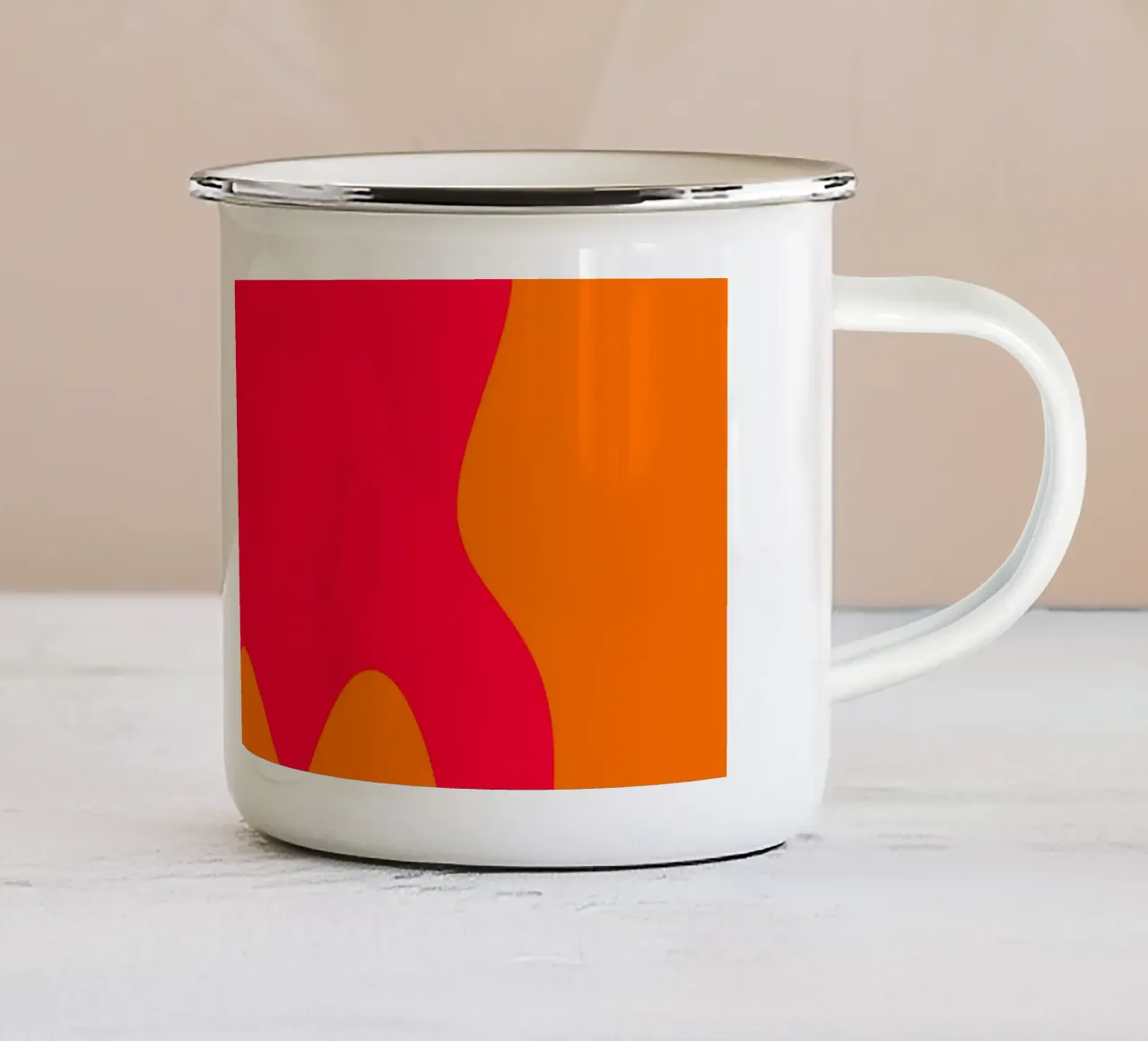 Forme di color blocking rosa, rosso, arancione tazza in smalto da Wackapacka