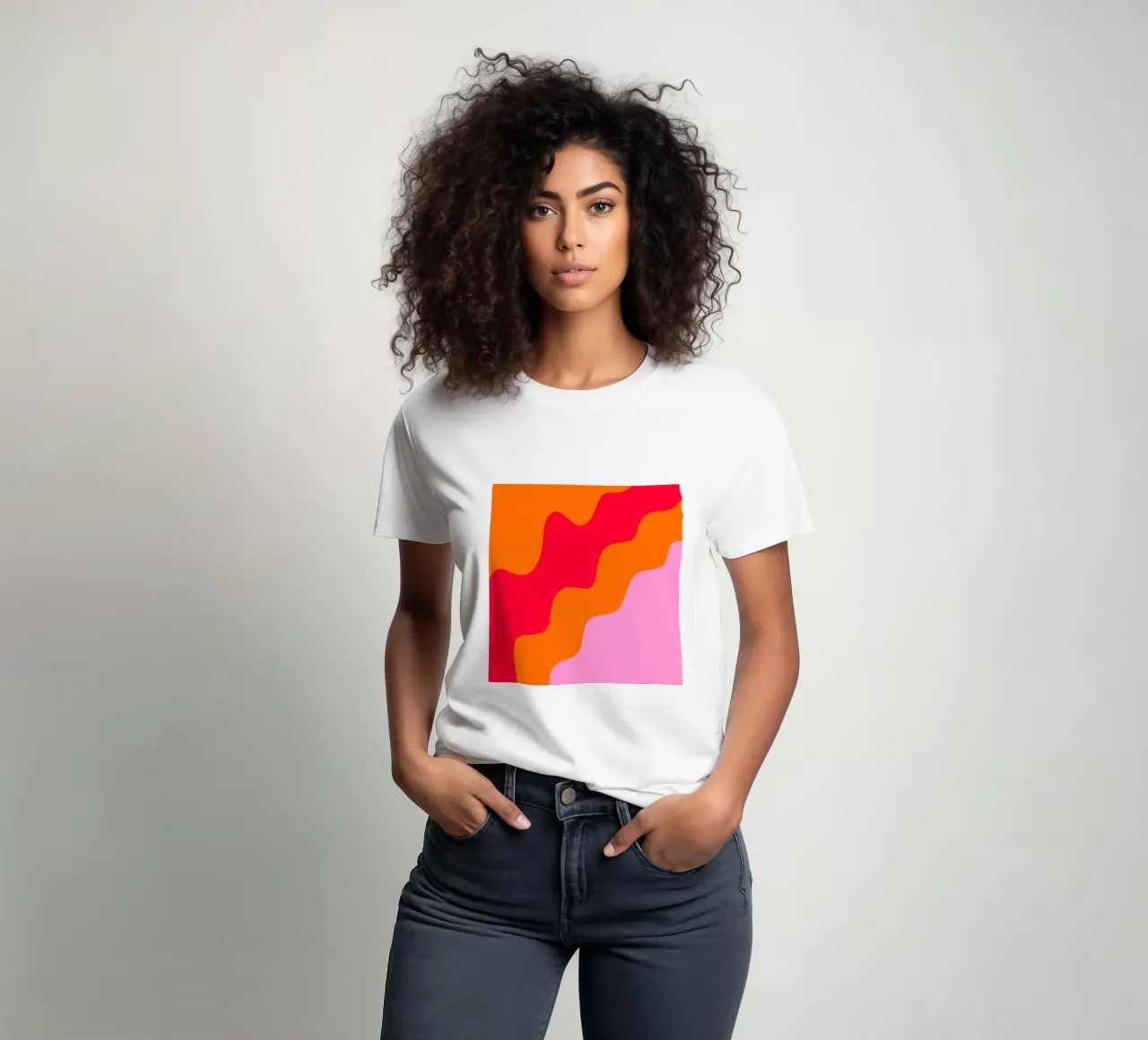 Forme ondulate in color blocking rosa, rosso, arancione t-shirt da Wackapacka