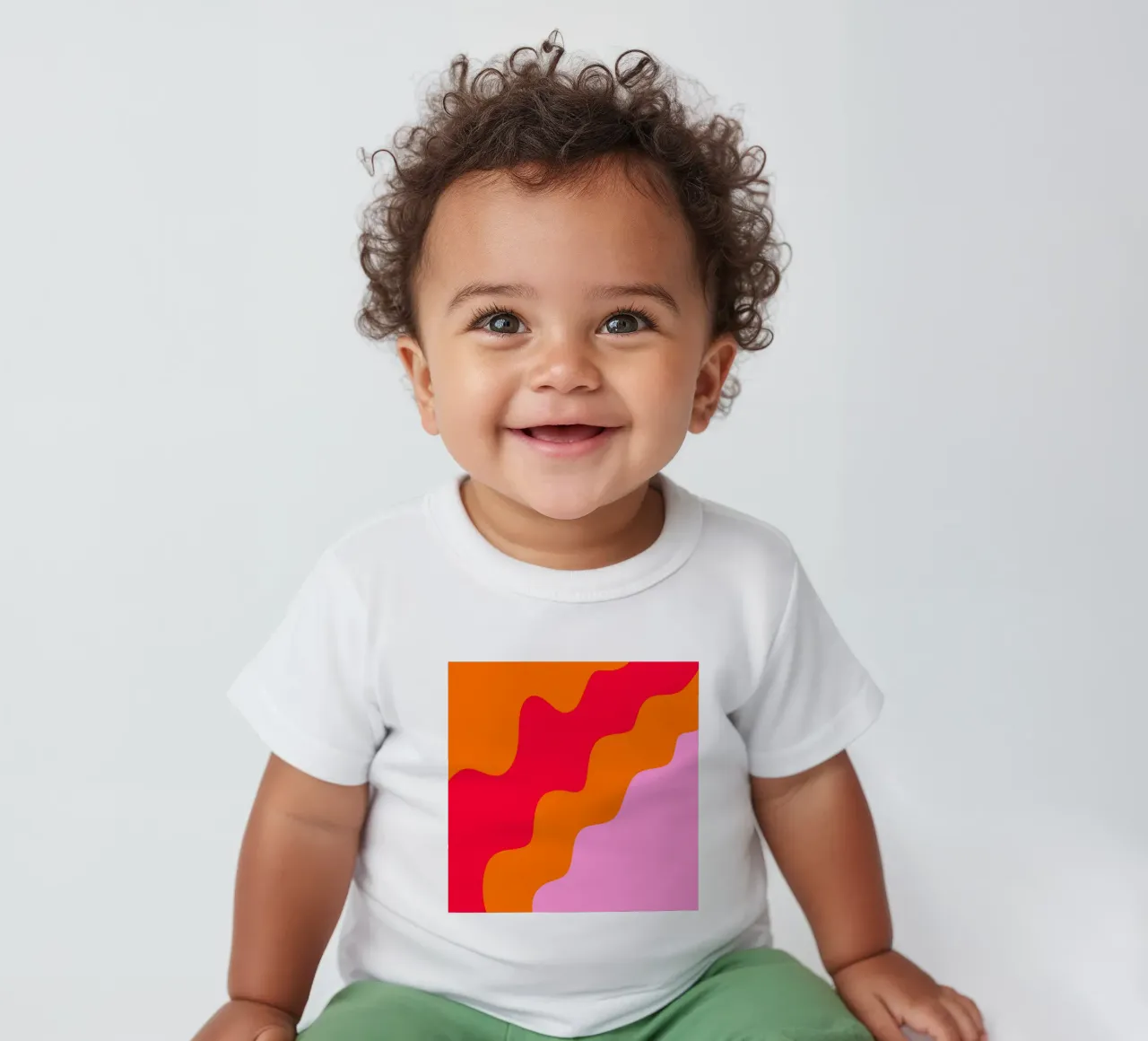 Forme ondulate in color blocking rosa, rosso, arancione maglietta neonato da Wackapacka