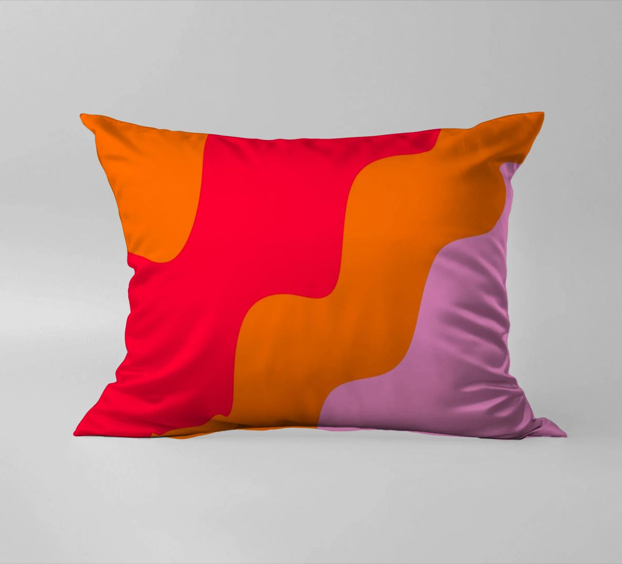 Forme ondulate in color blocking rosa, rosso, arancione cuscino da Wackapacka