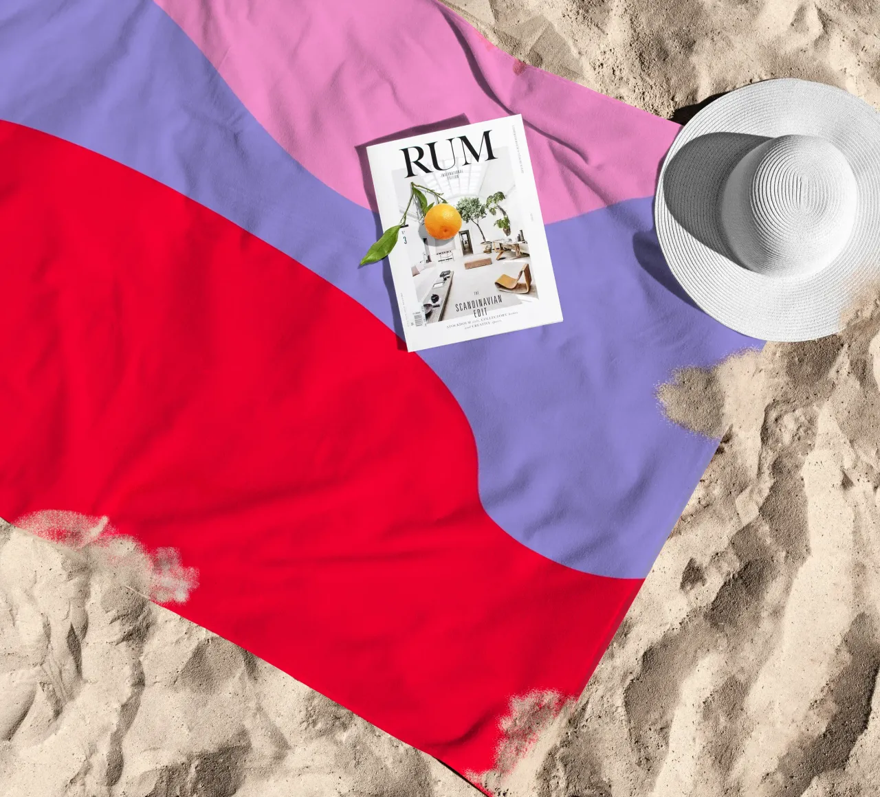 Forme di color blocking rosa, rosso, viola telo mare da Wackapacka