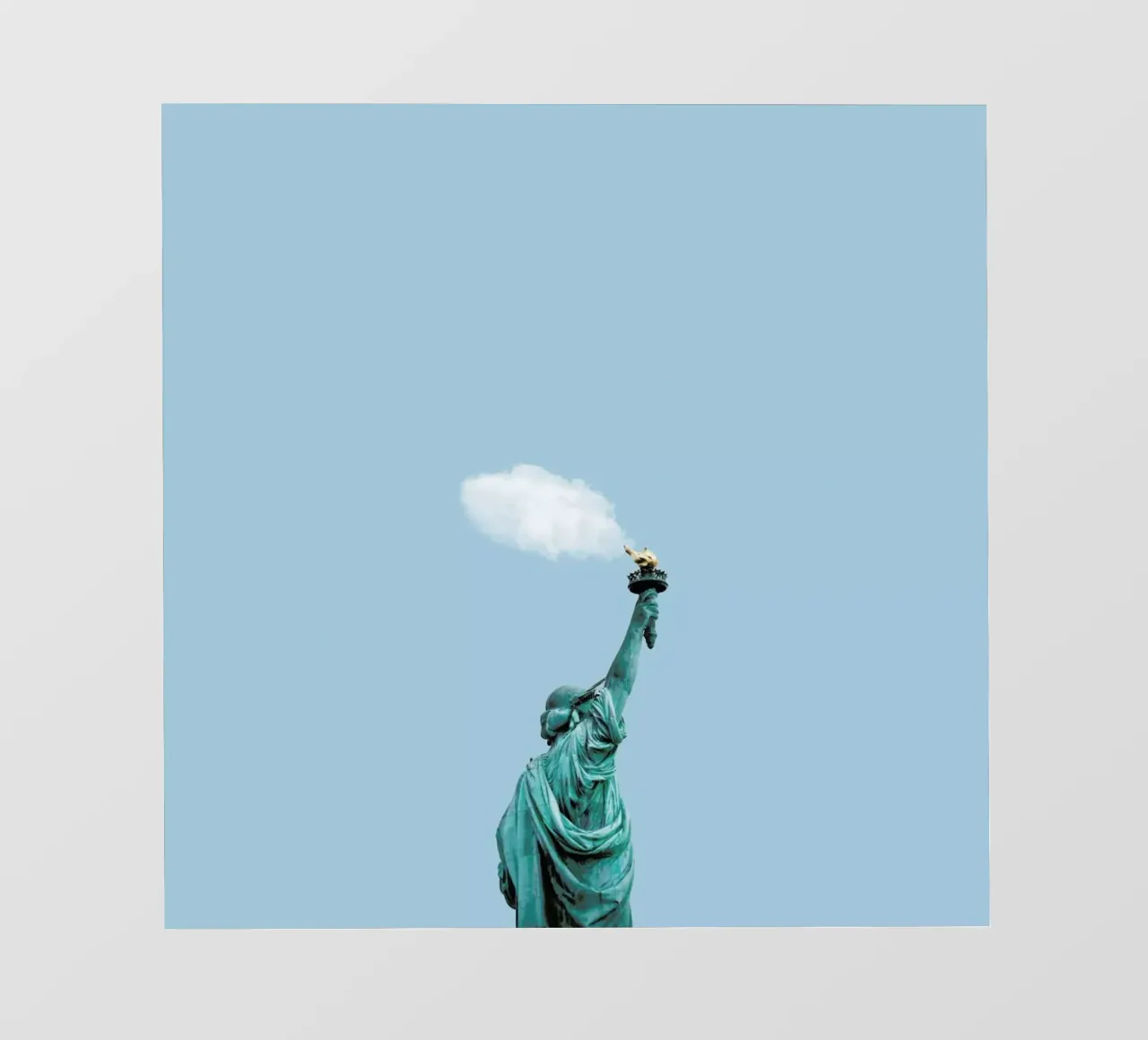 Cloud of Liberty pellicola backlit da Rafael Burato