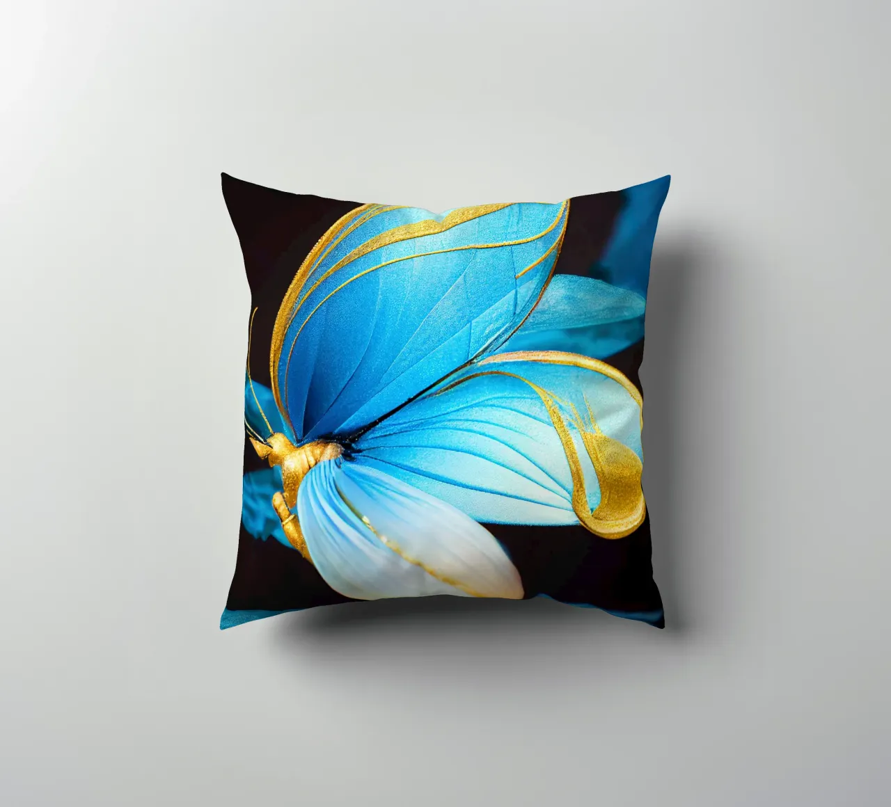 Macro Farfalla Fiore di pisello cuscino da Bold Blooms